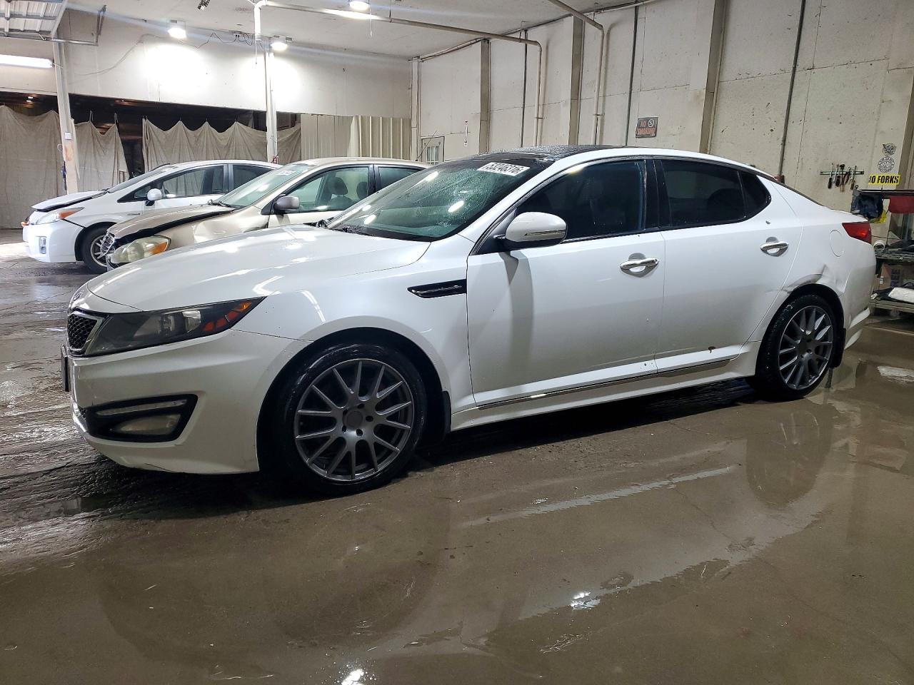 Salvage Kia Optima Image