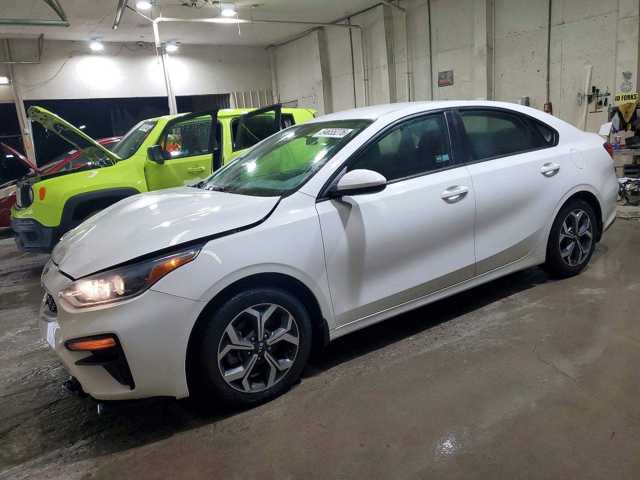 Salvage Kia Forte Image