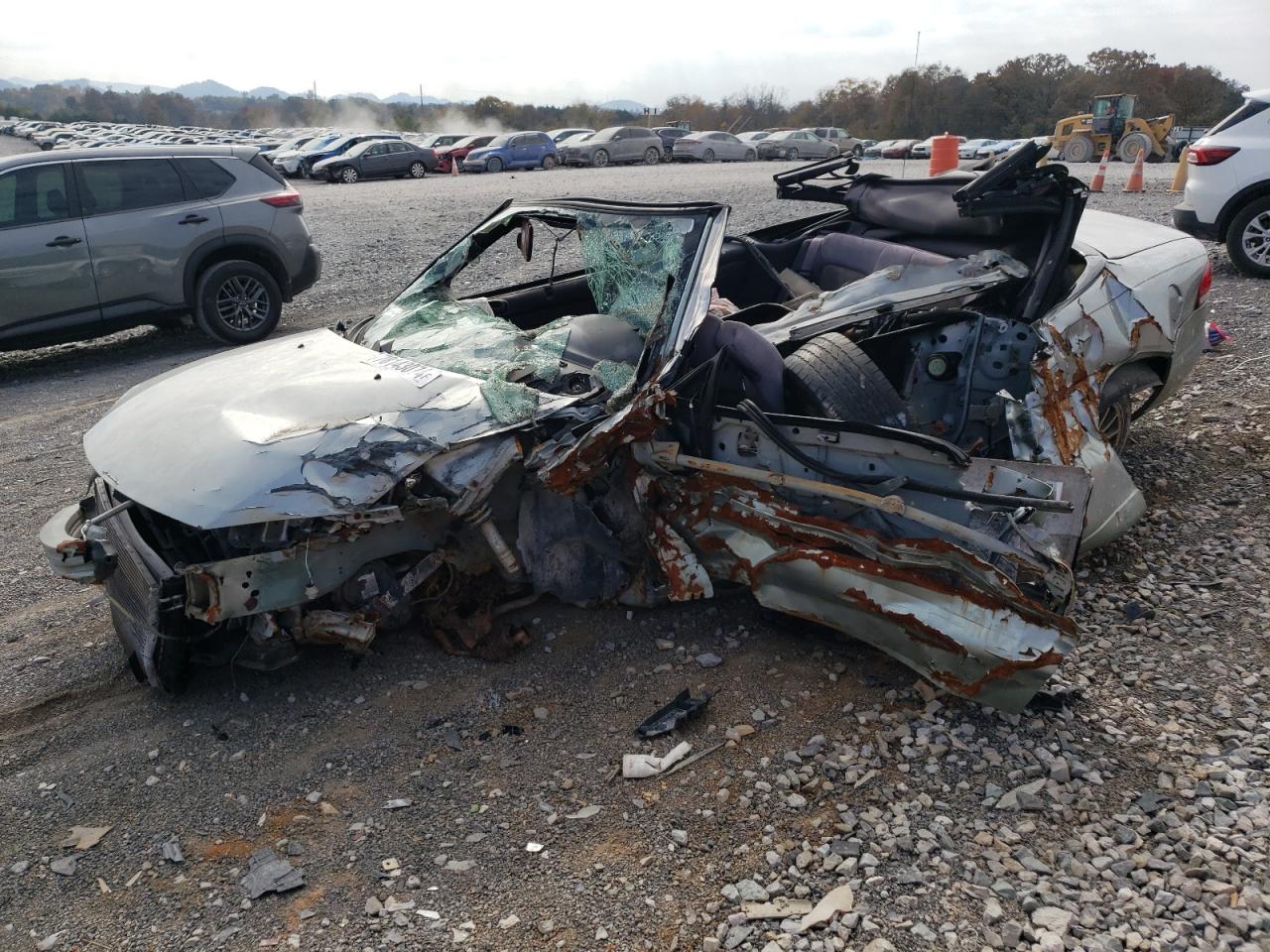 Salvage Chrysler Sebring Image