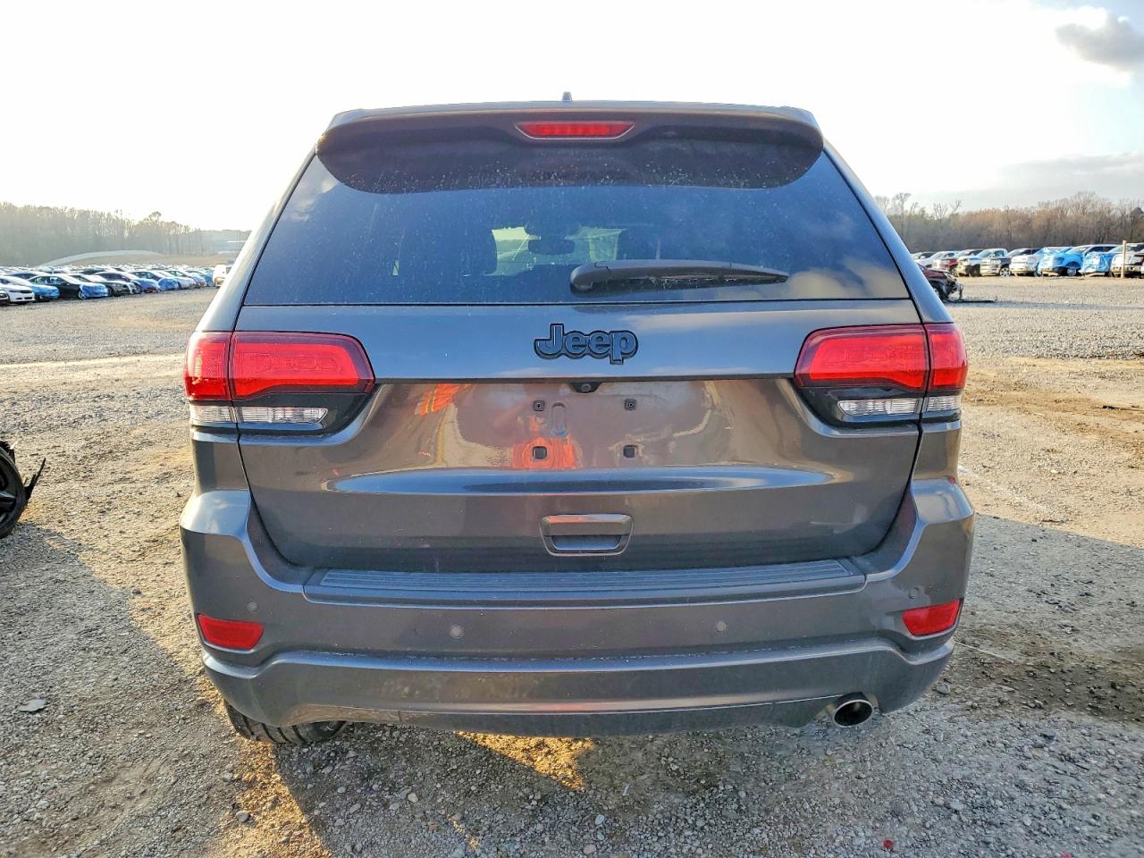Jeep Grand Cherokee Laredo