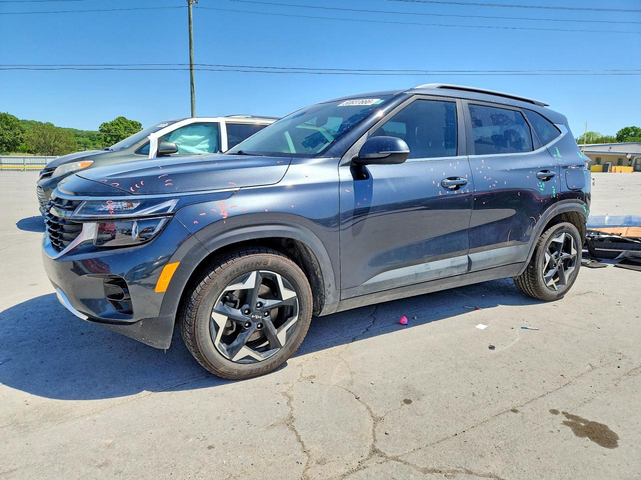 Salvage Kia Seltos Image