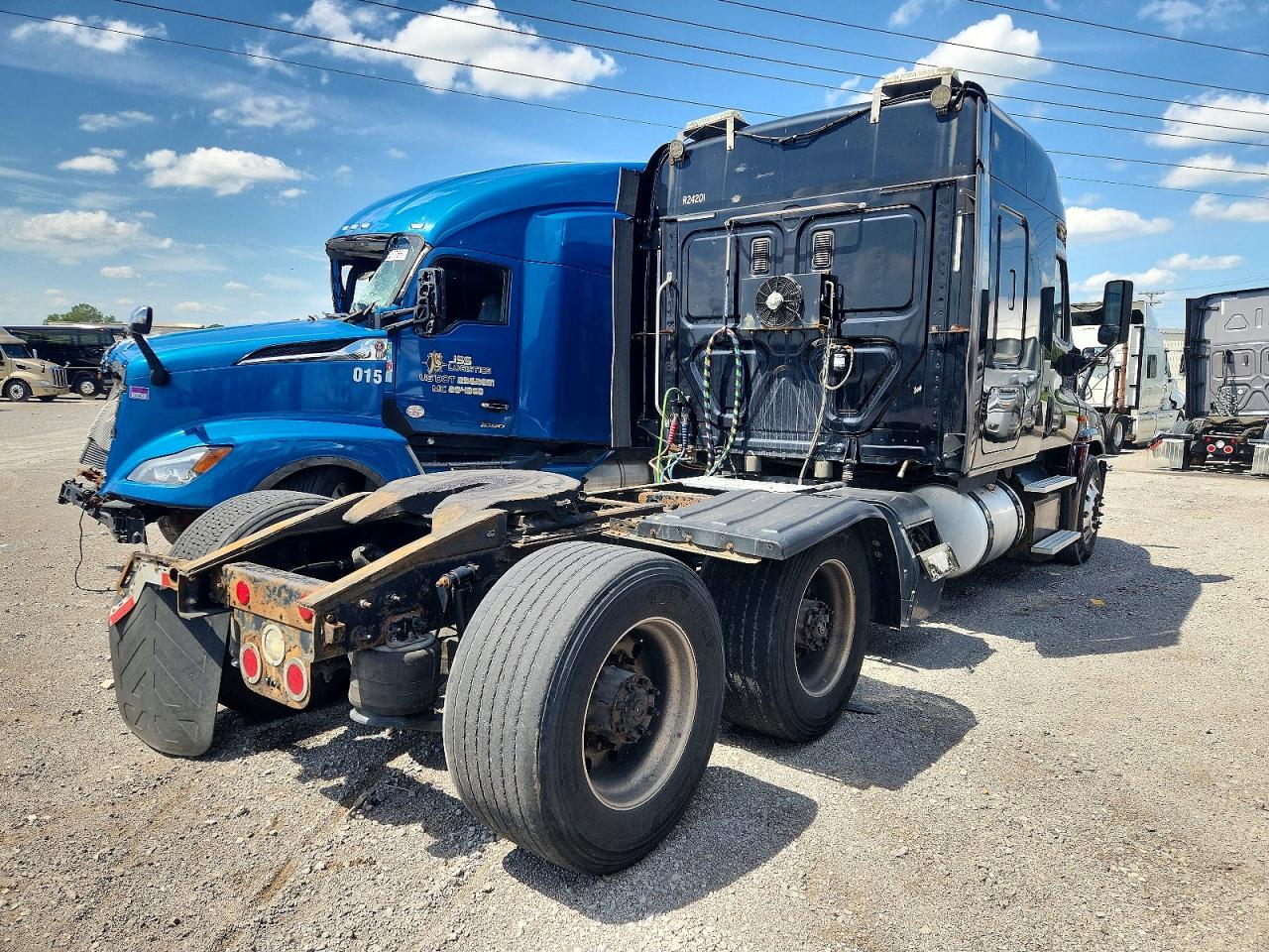 Freightliner Cascadia 125