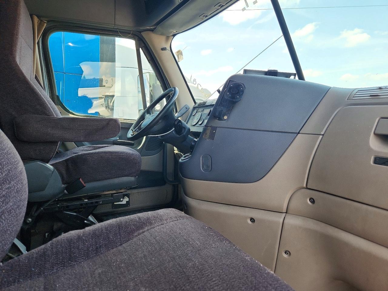 Freightliner Cascadia 125