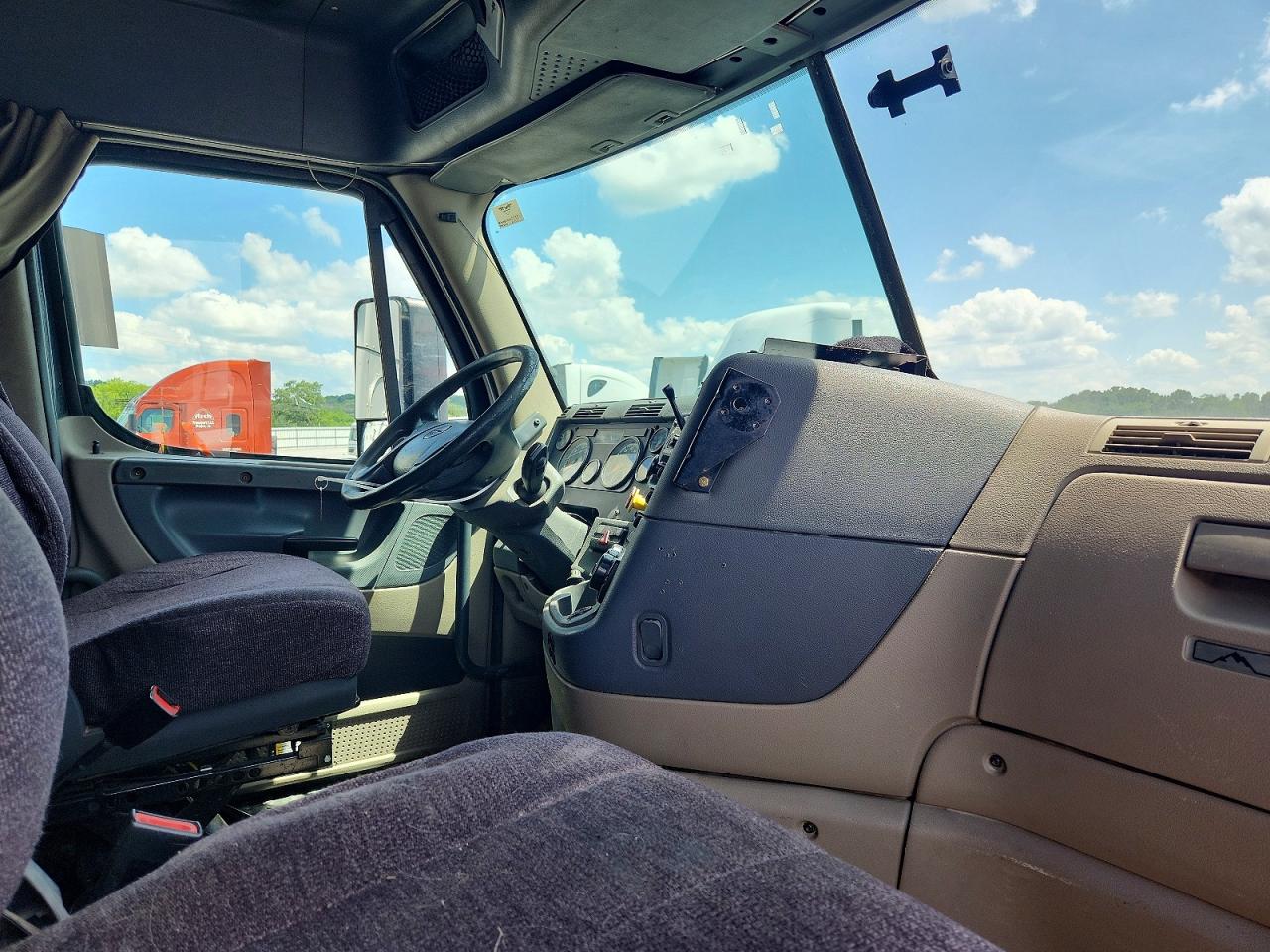 Freightliner Cascadia 125