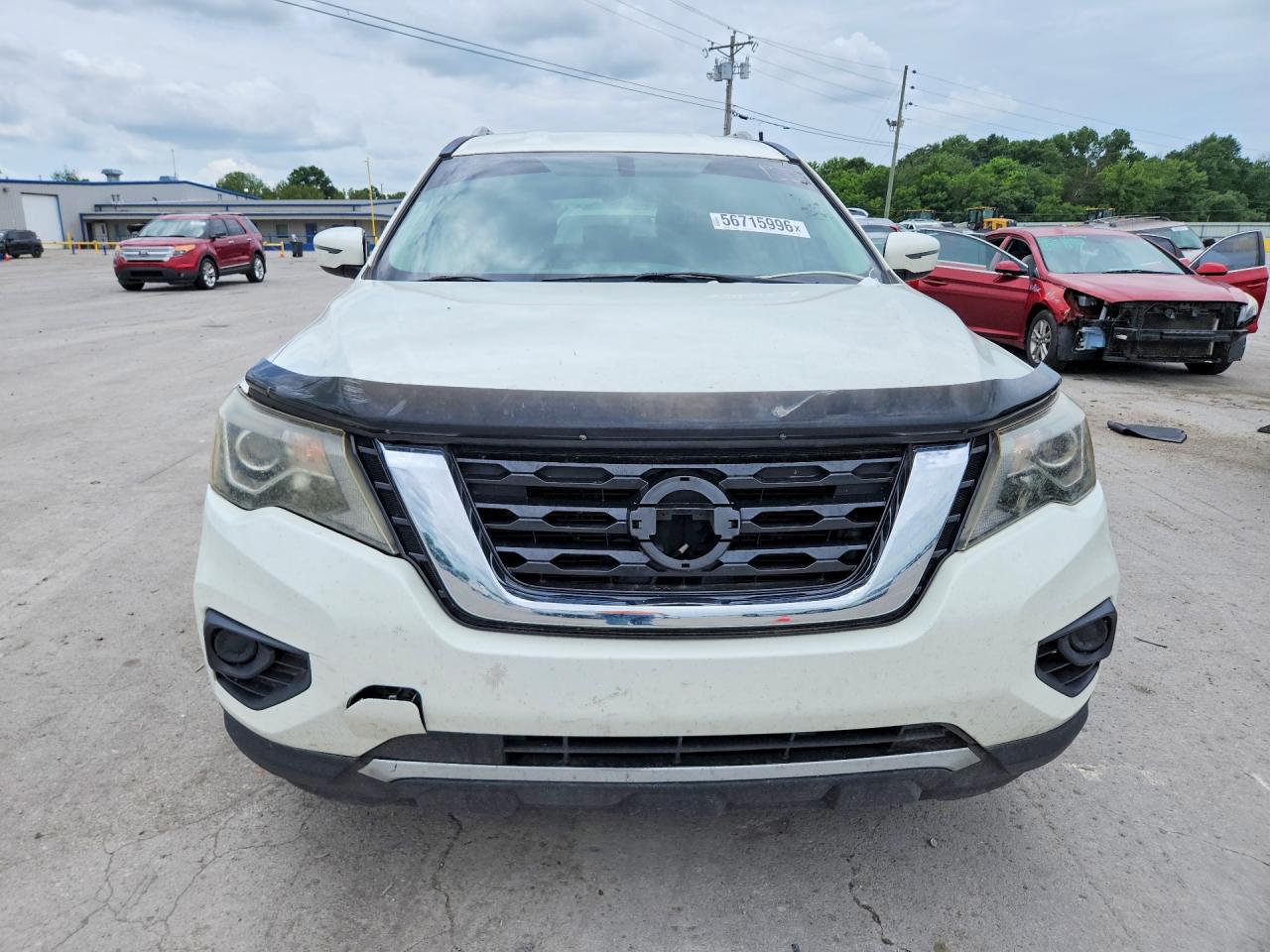Nissan Pathfinder S