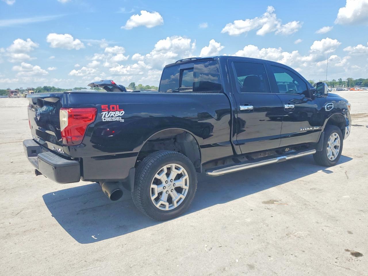 Nissan Titan Sl