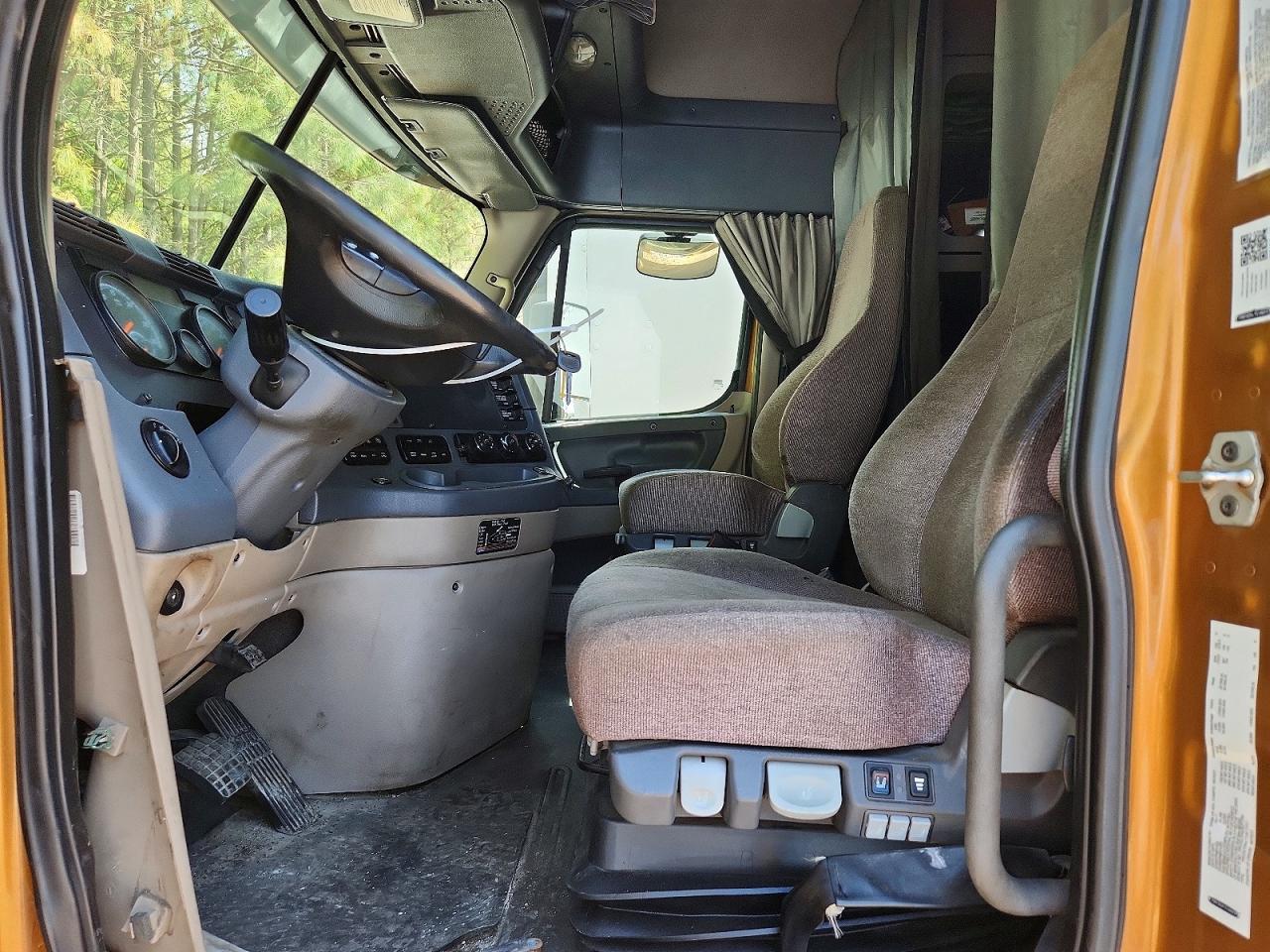 Freightliner Cascadia 125