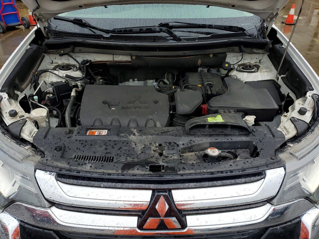 Mitsubishi Outlander Se