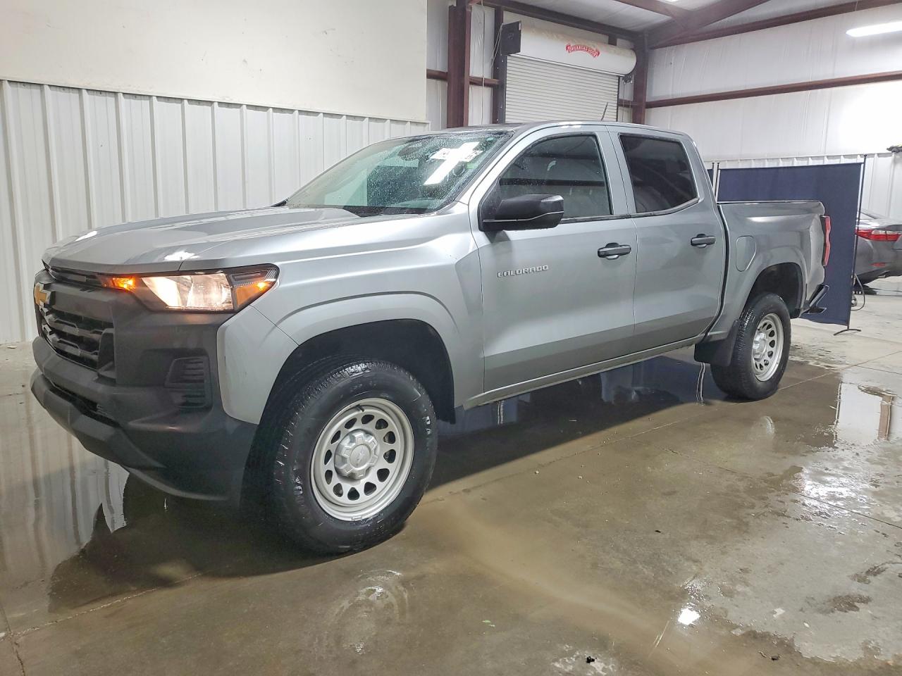 Salvage Chevrolet Colorado Image