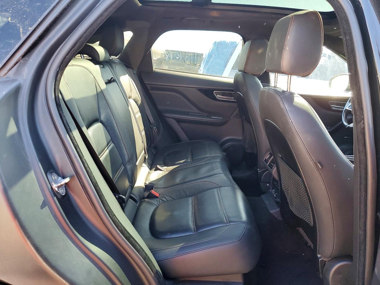 Jaguar F-PACE Prestige