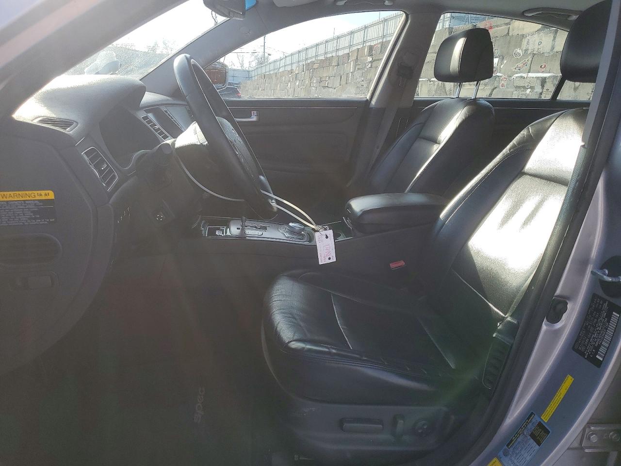 Hyundai Genesis 5.0l