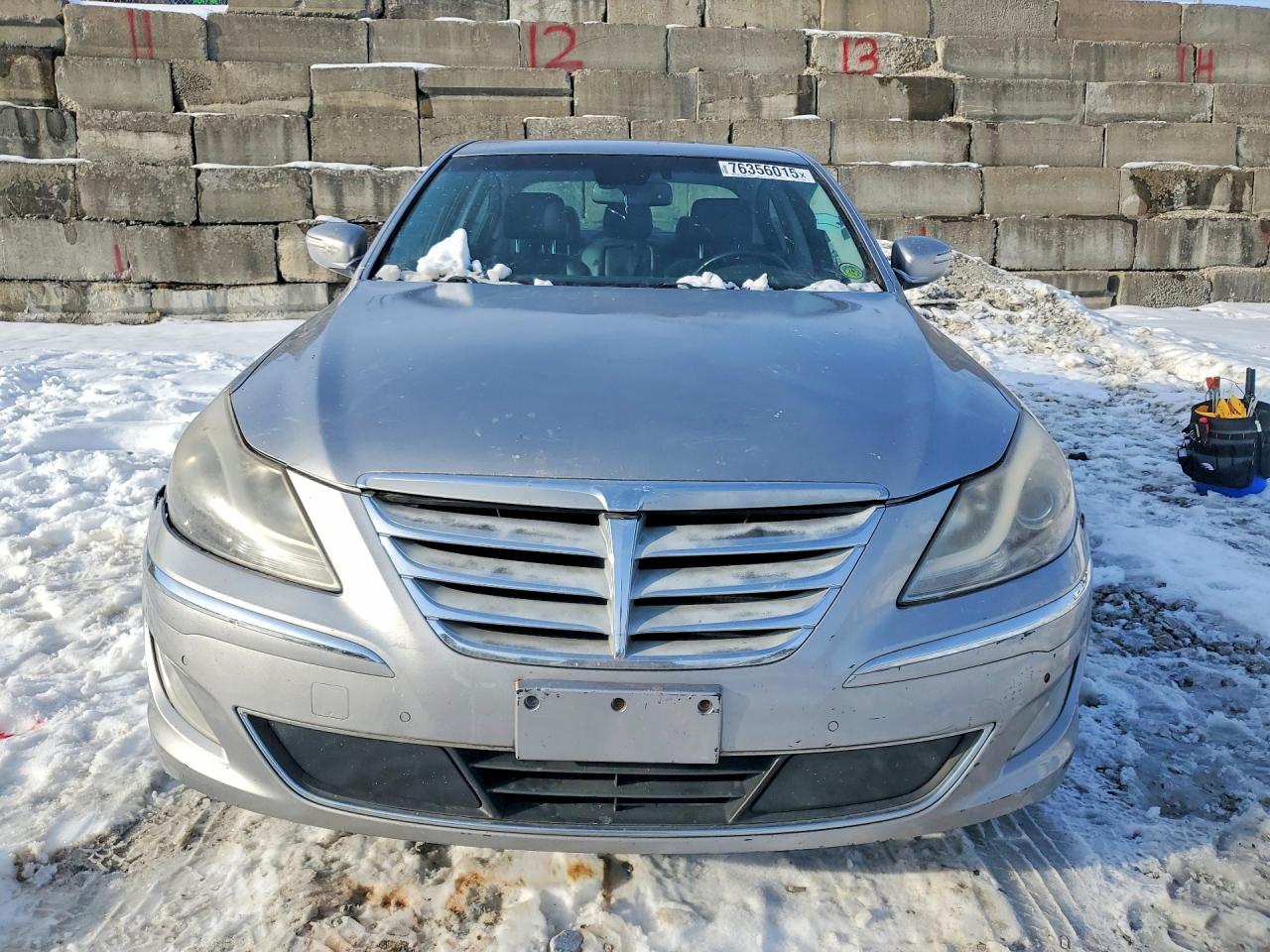 Hyundai Genesis 5.0l