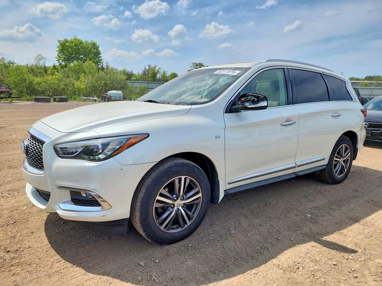 Salvage INFINITI Qx Image