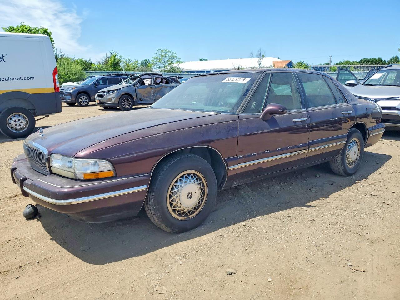 Salvage Buick Park Ave Image