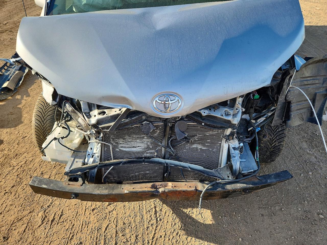 Toyota Sienna Le