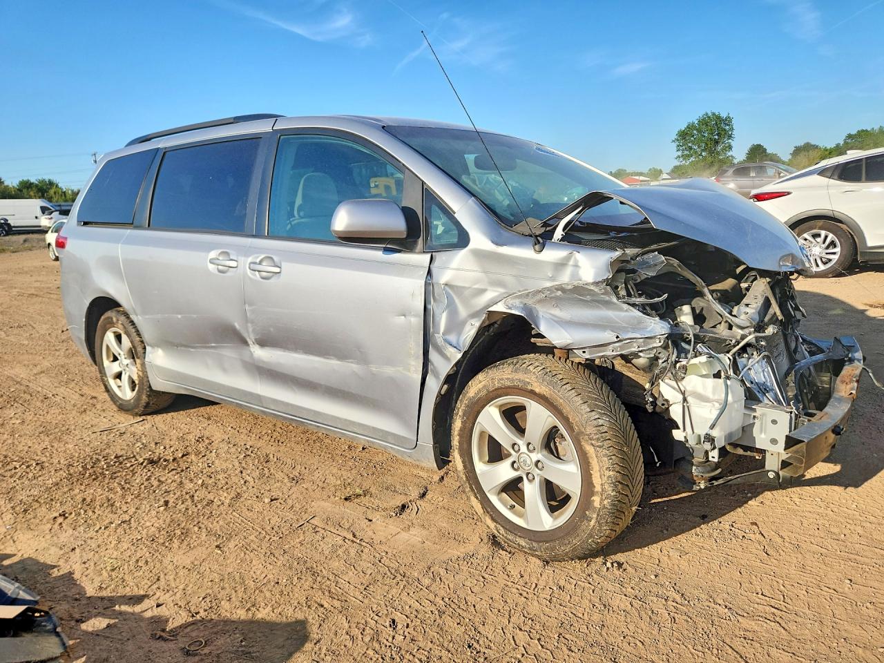 Toyota Sienna Le