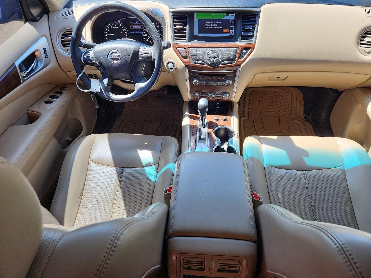 Nissan Pathfinder Platinum