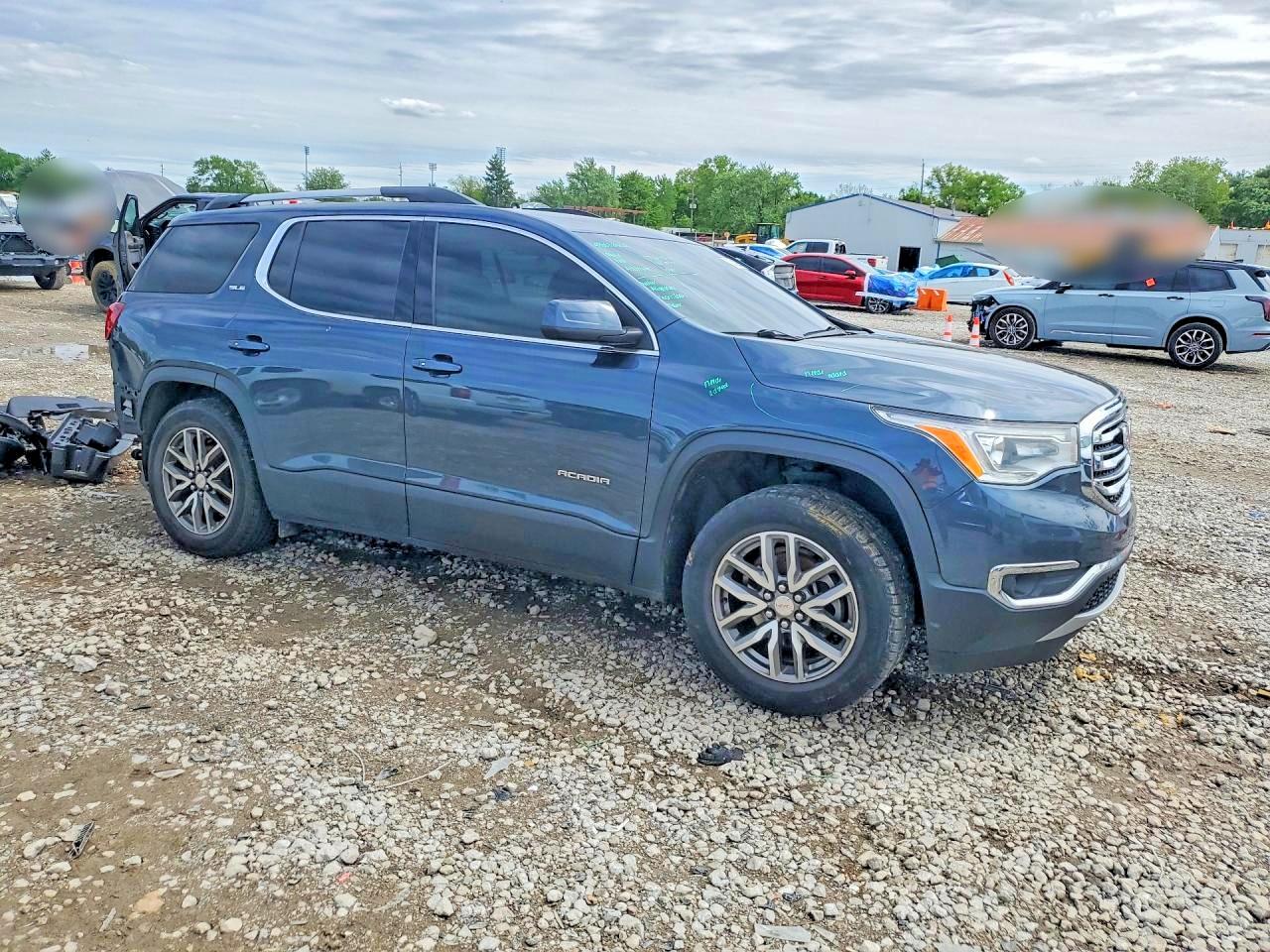 GMC Acadia Sle