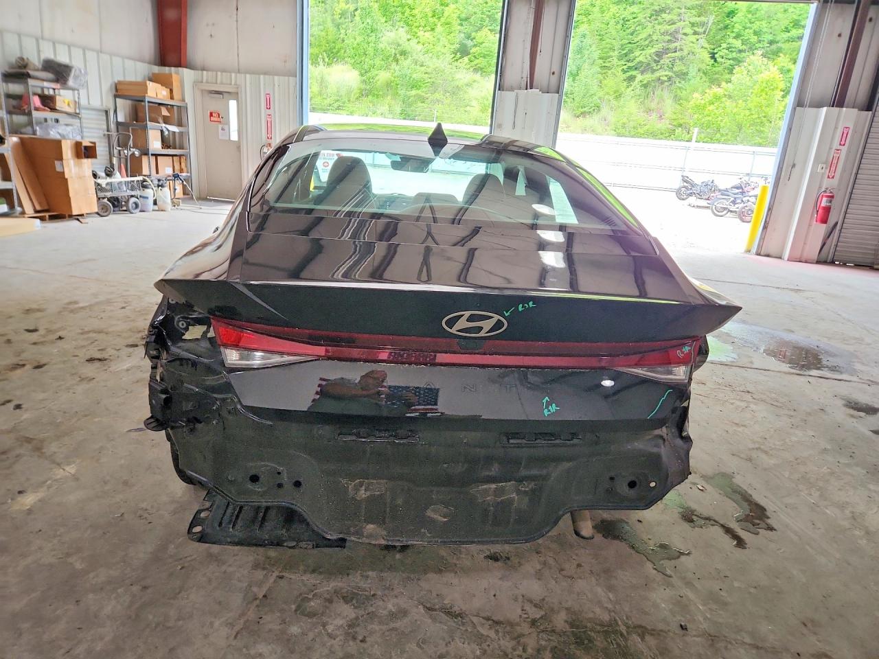 Hyundai ELANTRA Sel