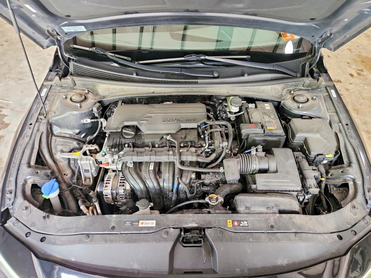 Hyundai ELANTRA Sel