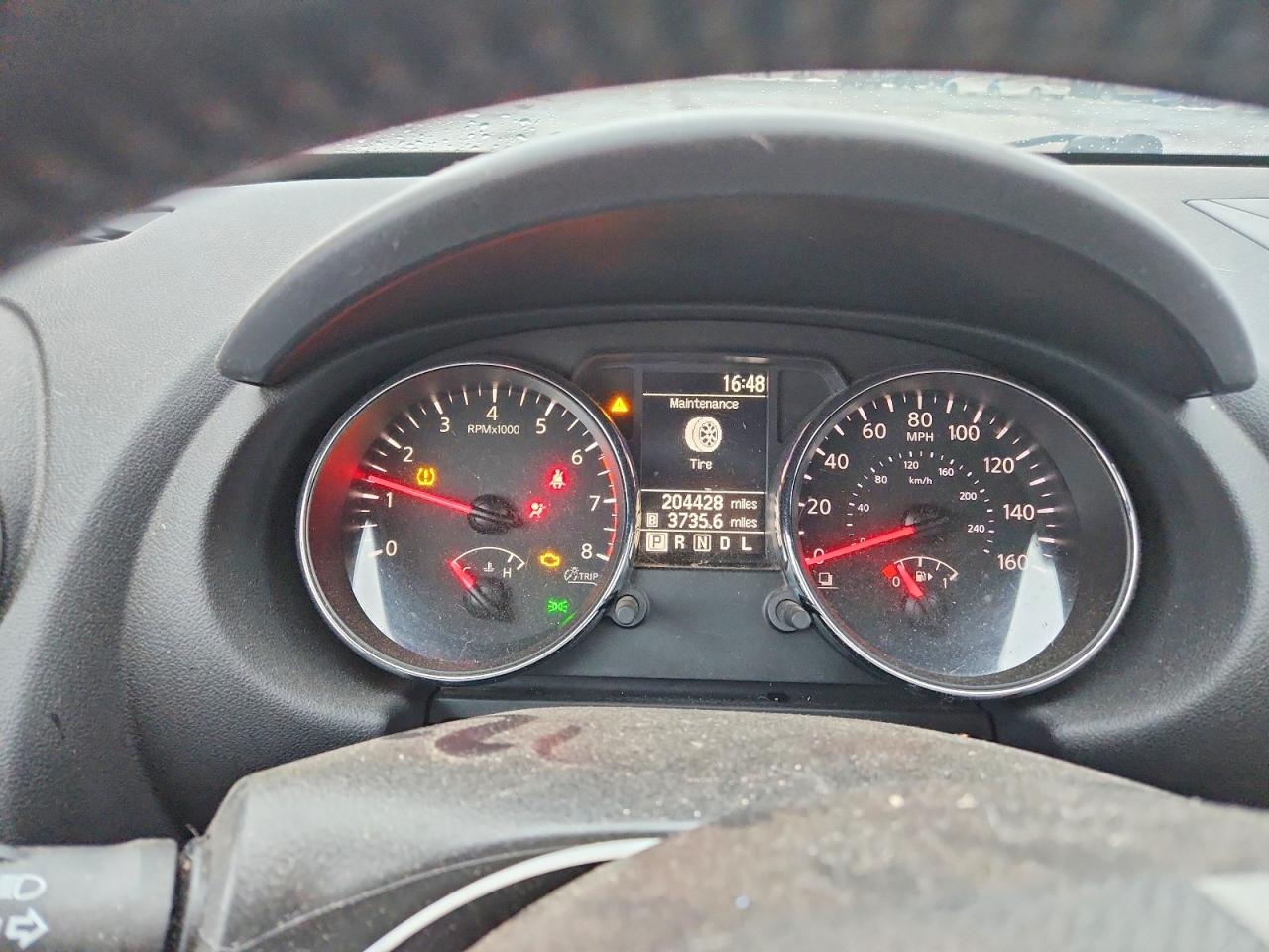 Nissan Rogue S