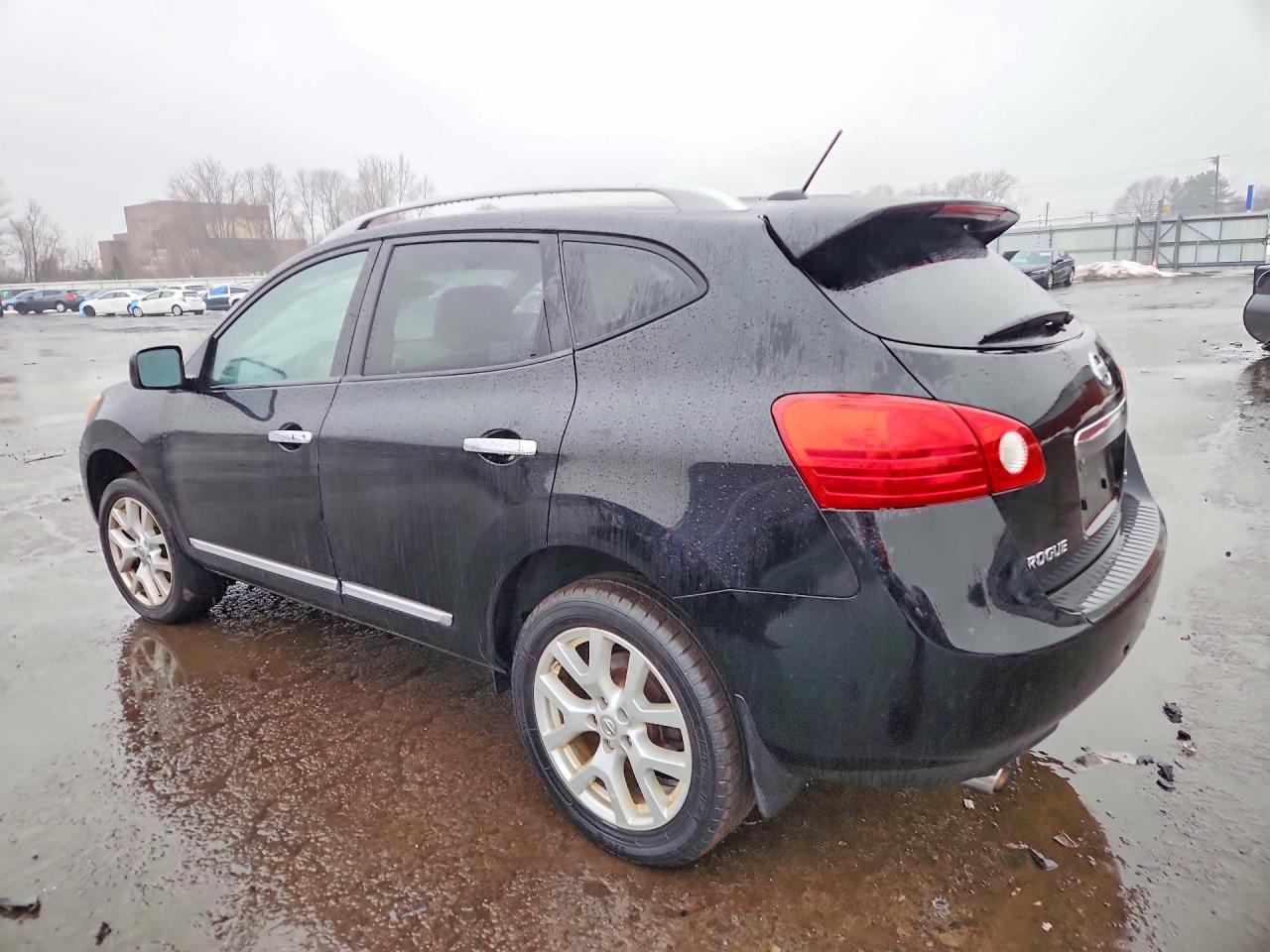Nissan Rogue S