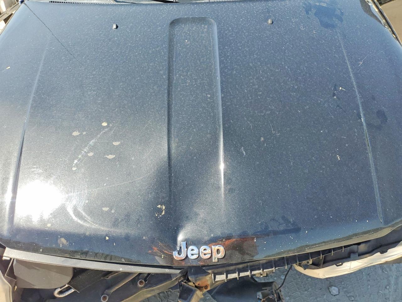 Jeep Cherokee Laredo