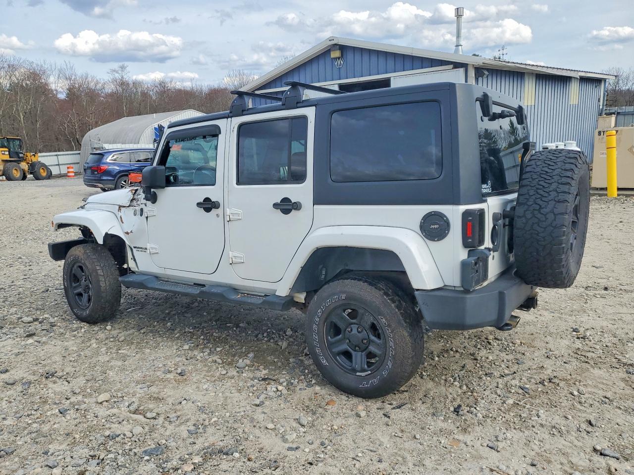 Jeep Wrangler Sahara