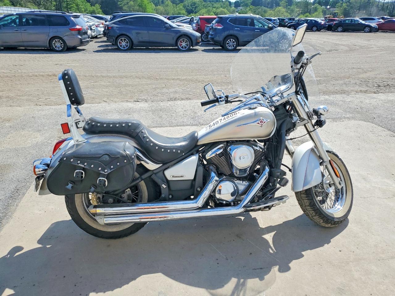 Salvage Kawasaki Vulcan 900 Image