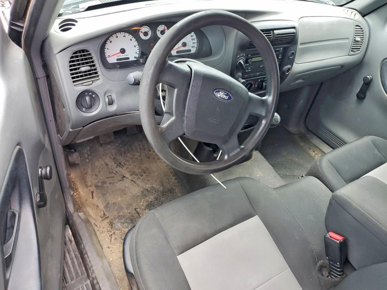 Ford Ranger Super Cab