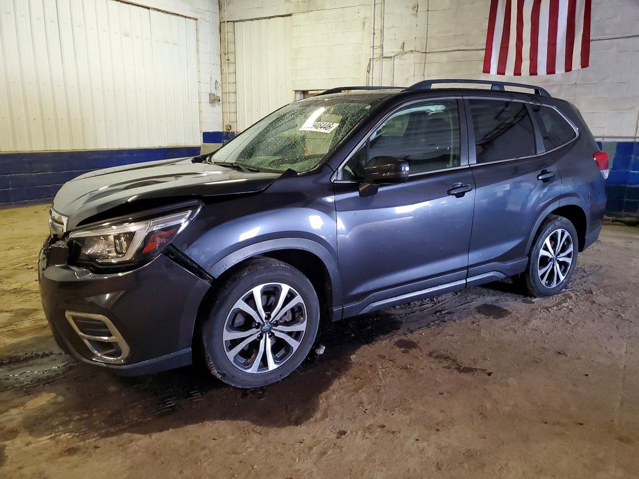 Salvage Subaru Forester Image