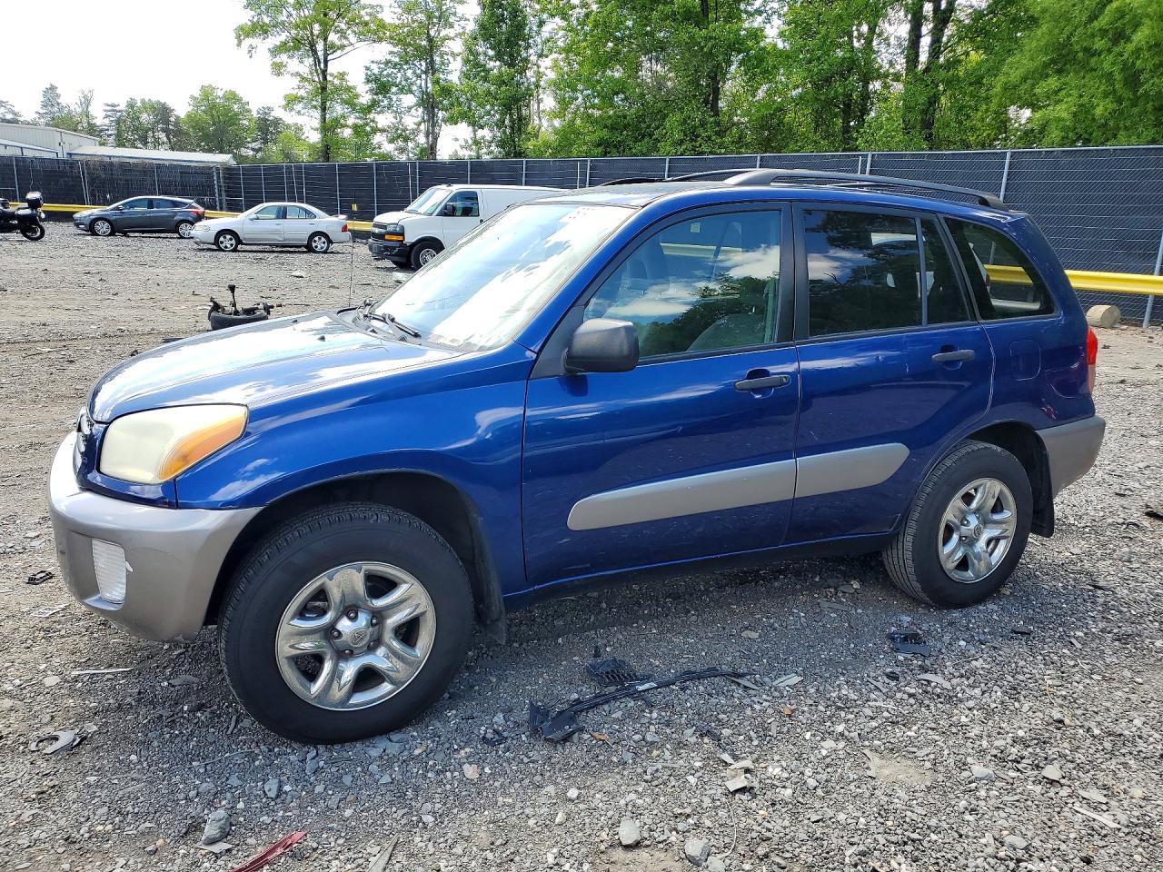 Salvage Toyota RAV4 Image