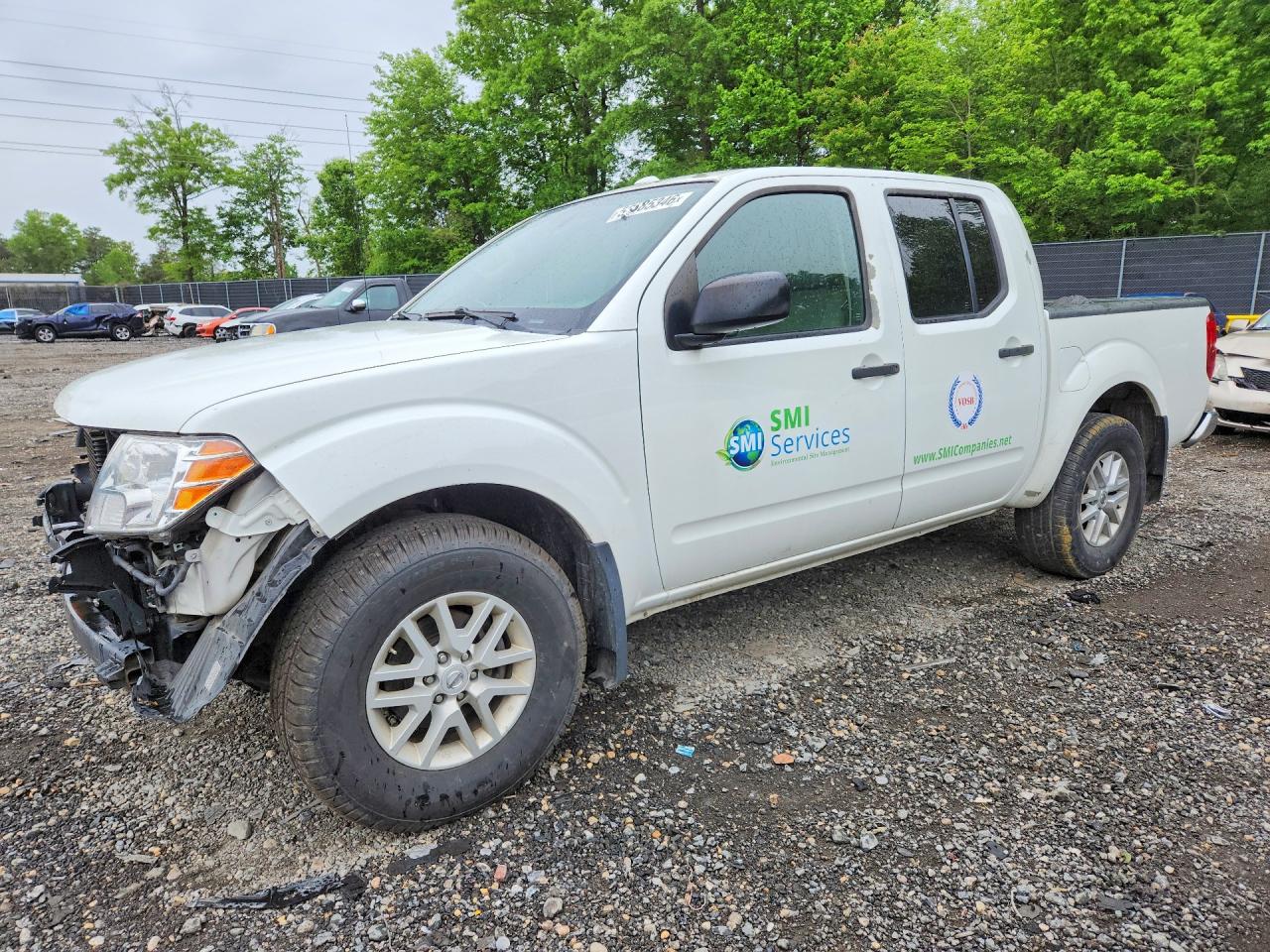 Salvage Nissan Frontier Image