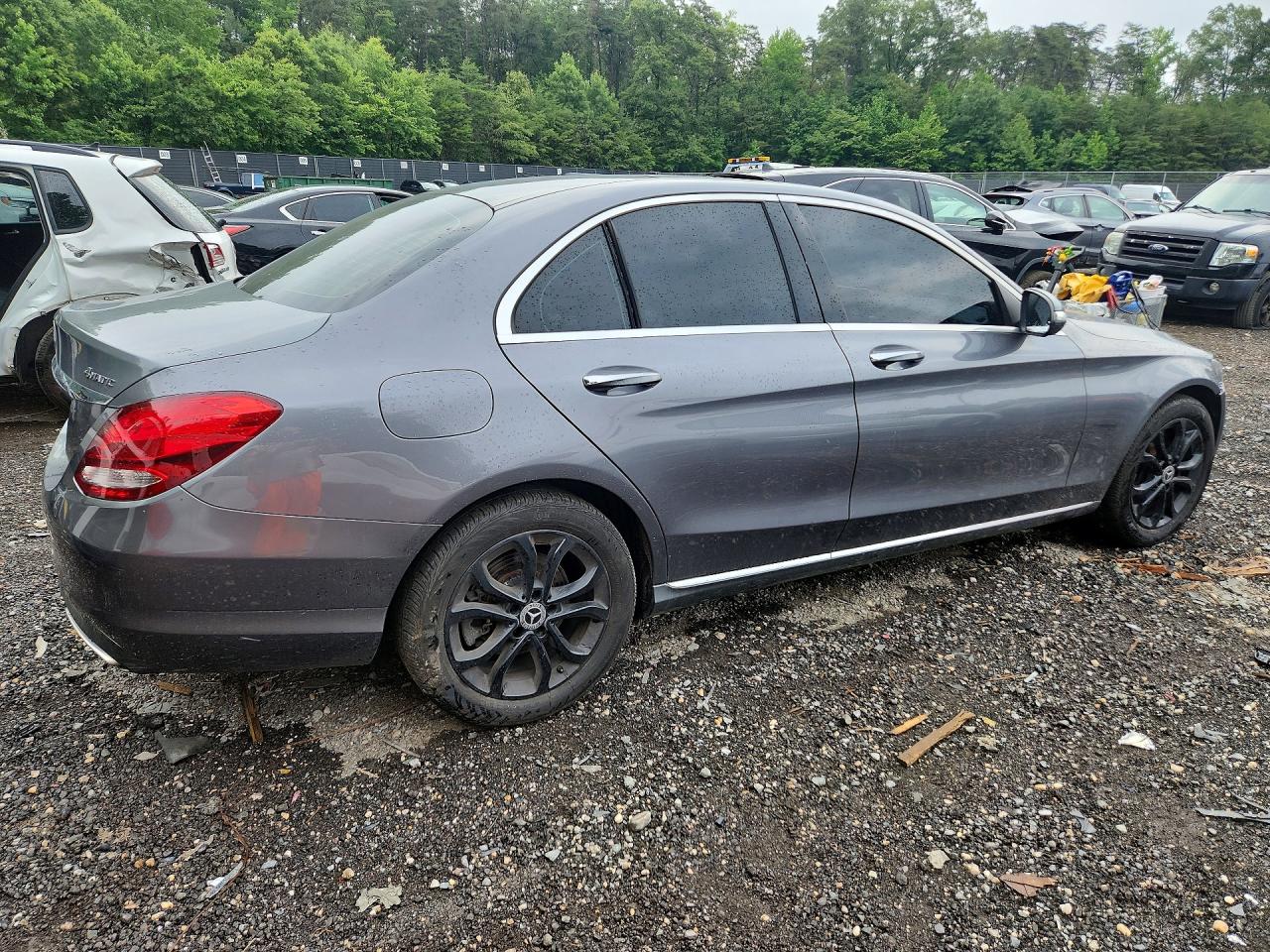Mercedes-Benz C-Class 300 4matic