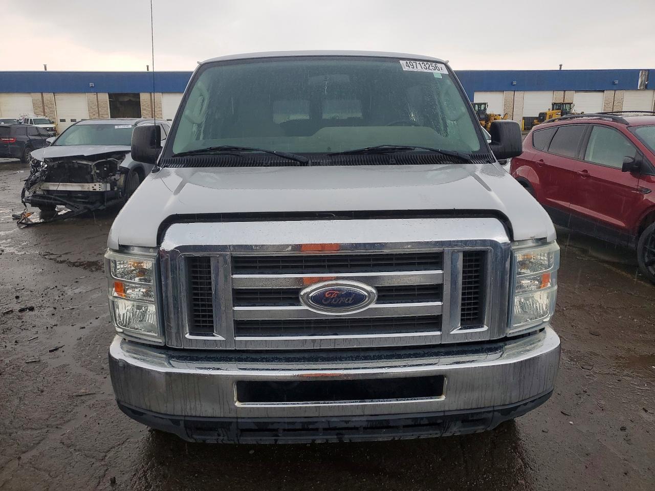 Ford Econoline E350 Super Duty Wagon