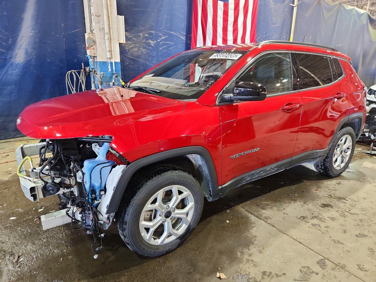 Salvage Jeep Compass Image
