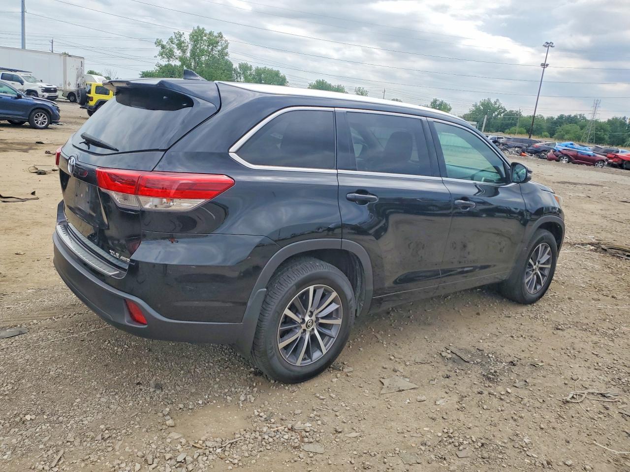 Toyota Highlander Xle