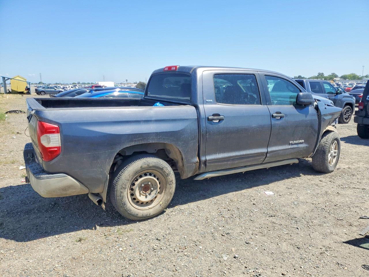Toyota Tundra Crewmax Sr5