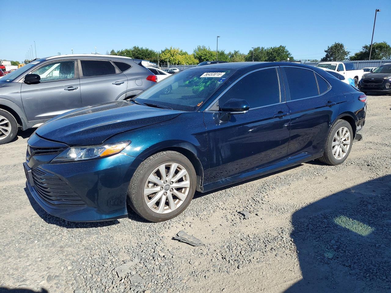 Salvage Toyota Camry Image