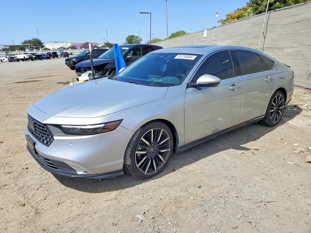 Salvage Honda Accord Image