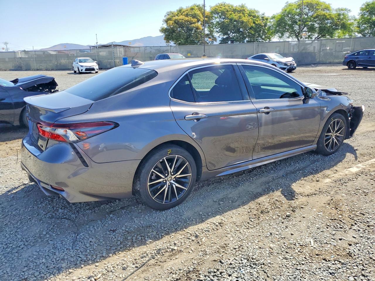 Toyota Camry Se