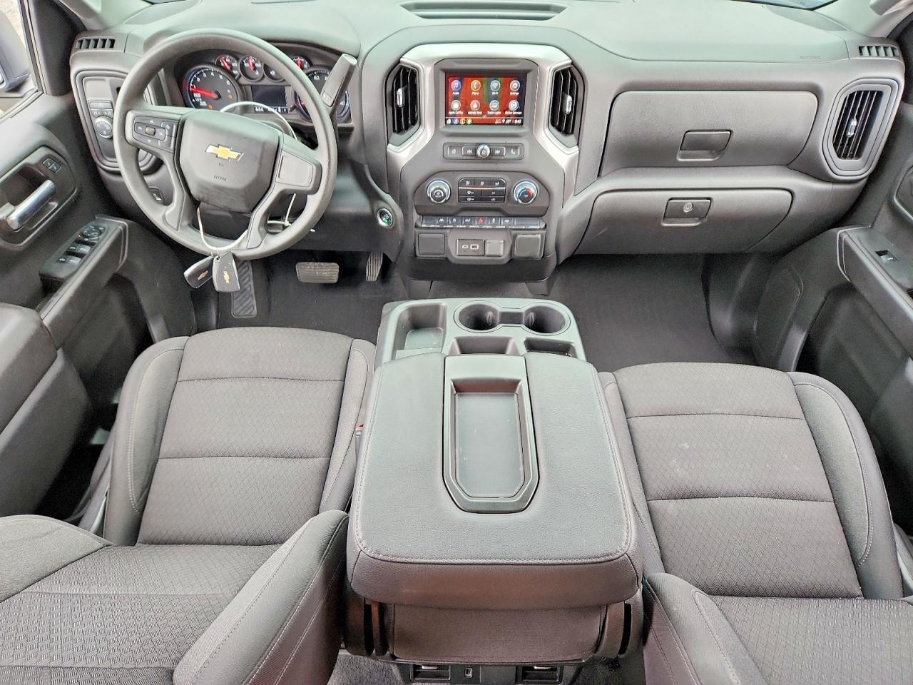 Chevrolet Silverado C1500 Custom