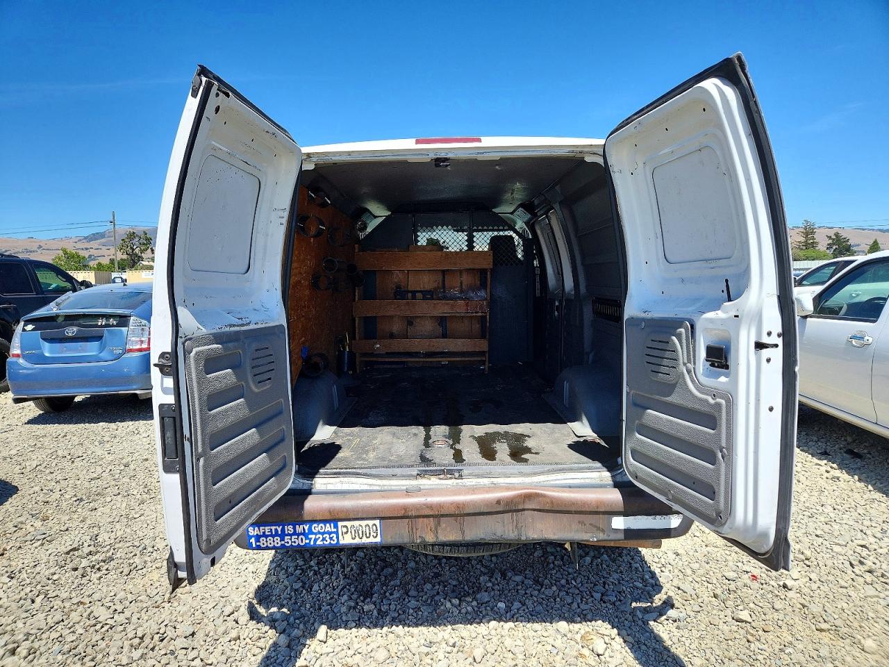 Ford Econoline E150 Van