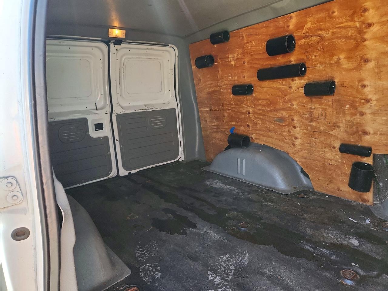 Ford Econoline E150 Van