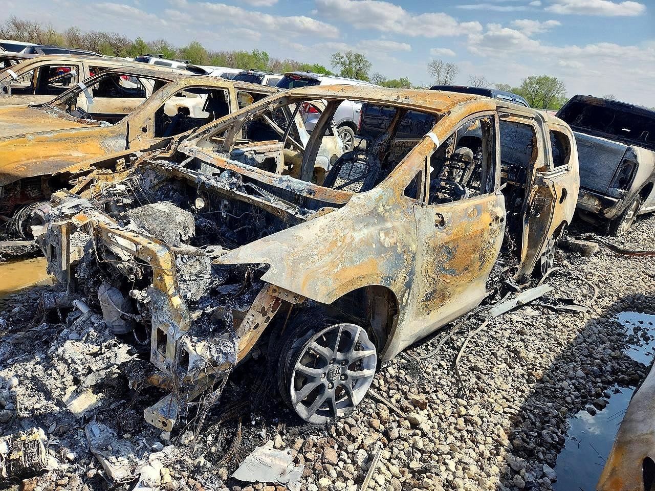 Salvage Chrysler Minivan Image