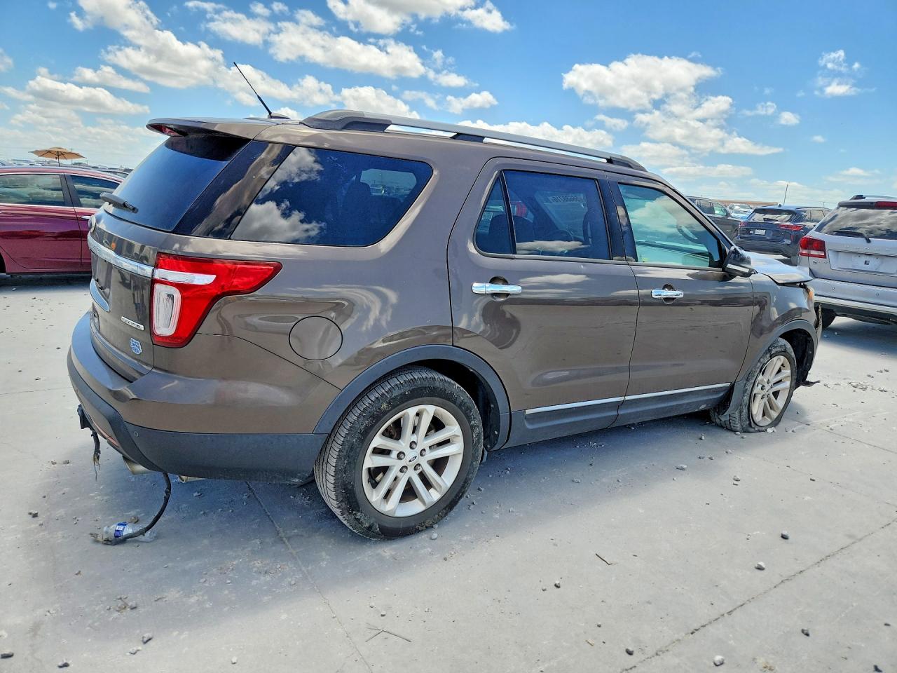 Ford Explorer Xlt