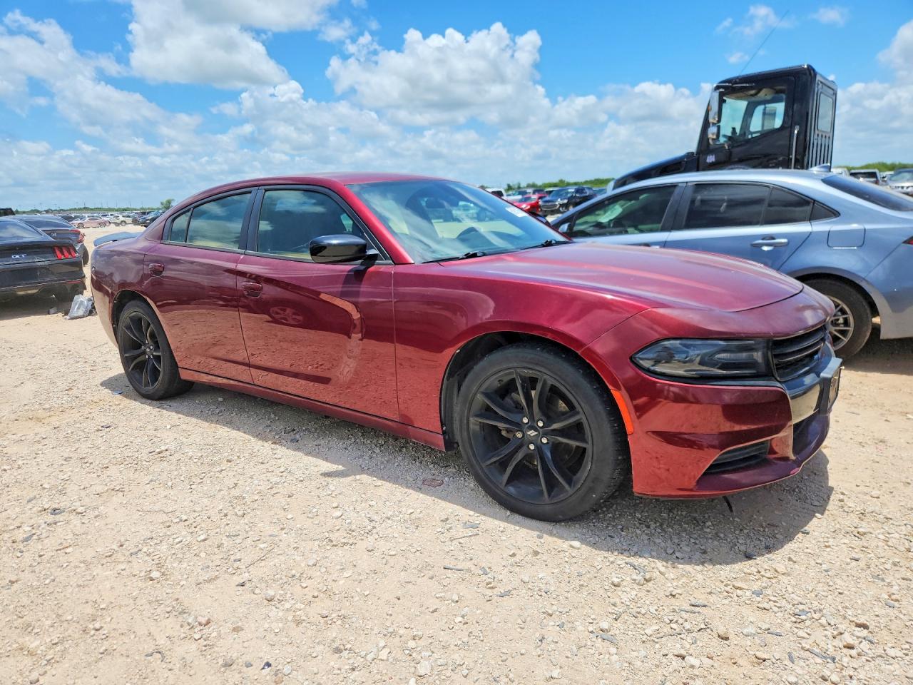 Dodge Charger Sxt
