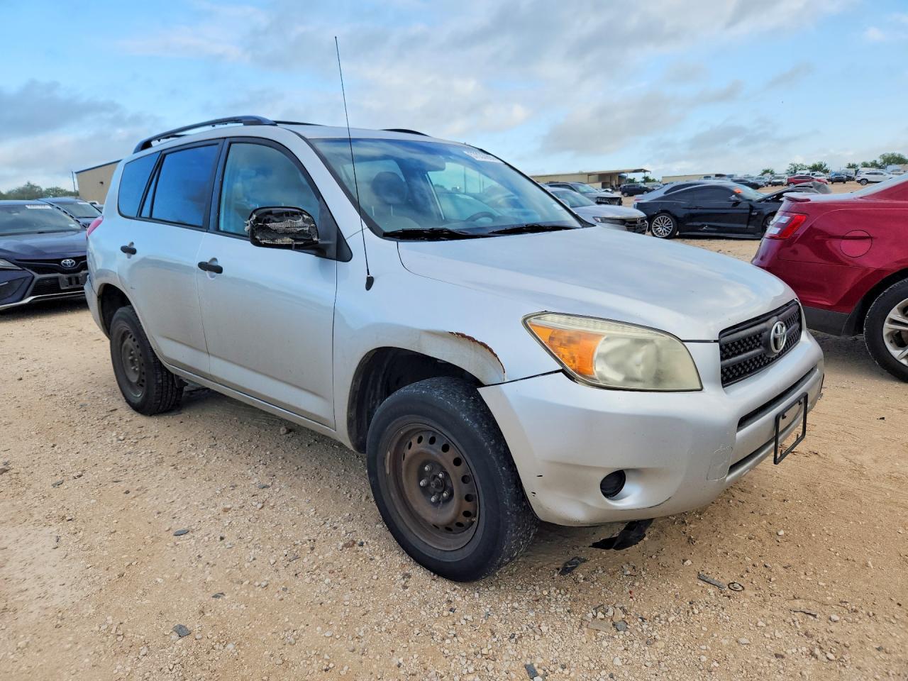 Toyota RAV4 Base
