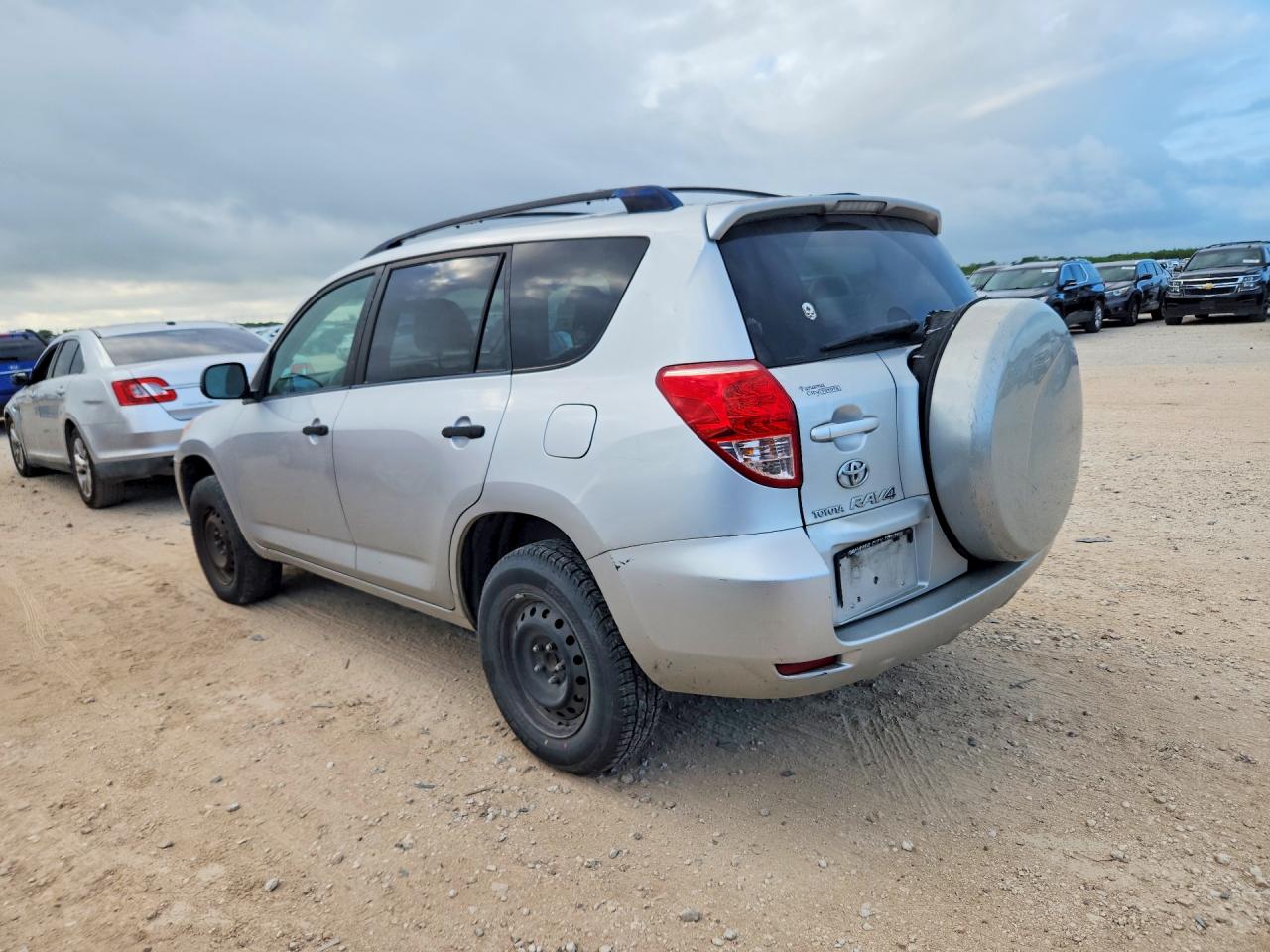 Toyota RAV4 Base