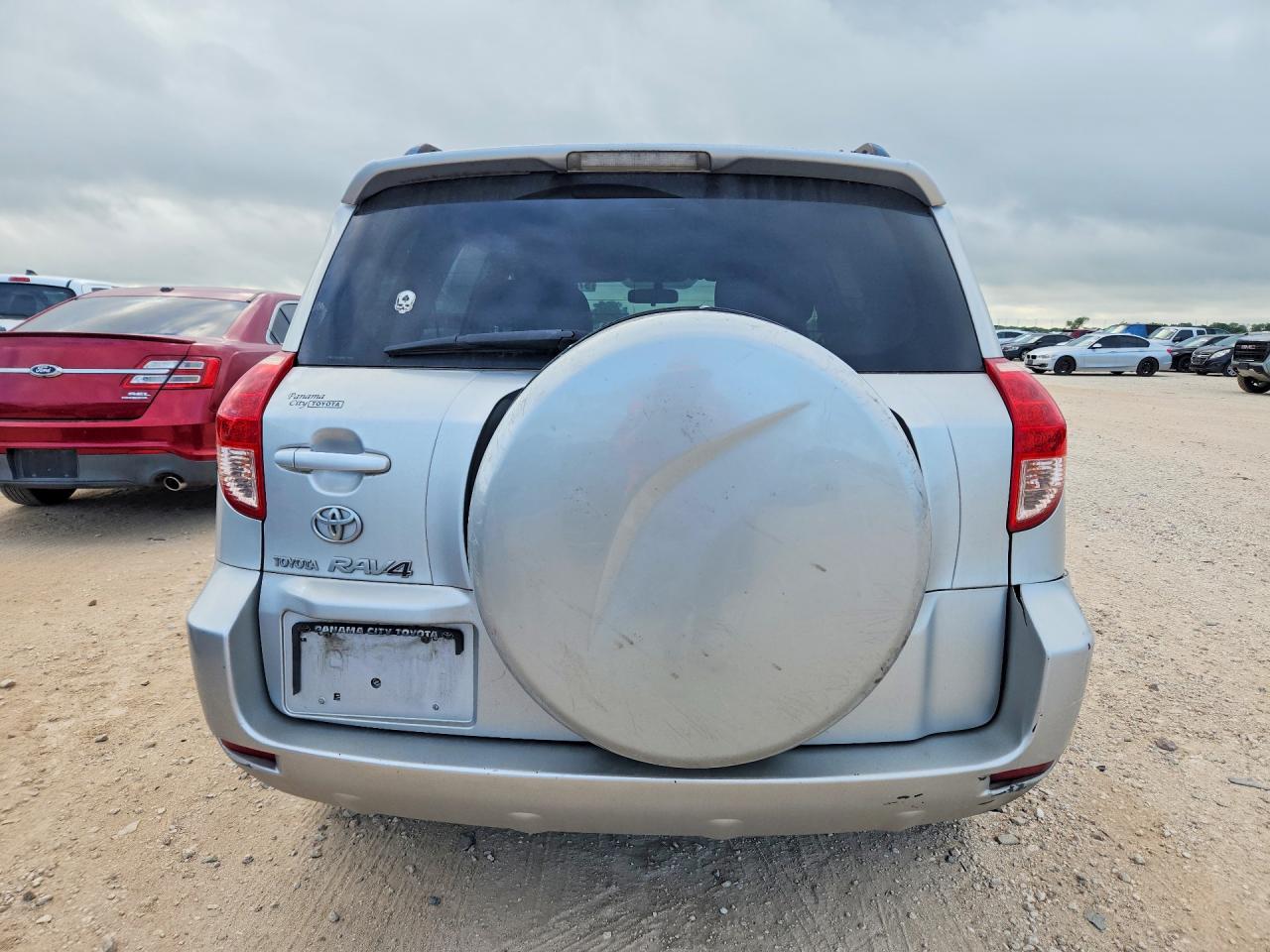 Toyota RAV4 Base